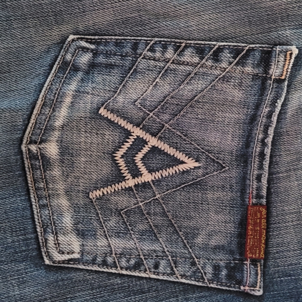 7 for all mankind